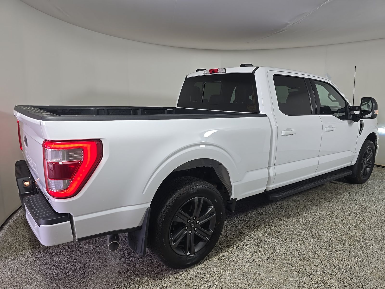 2023 Ford F-150 Lariat AWD