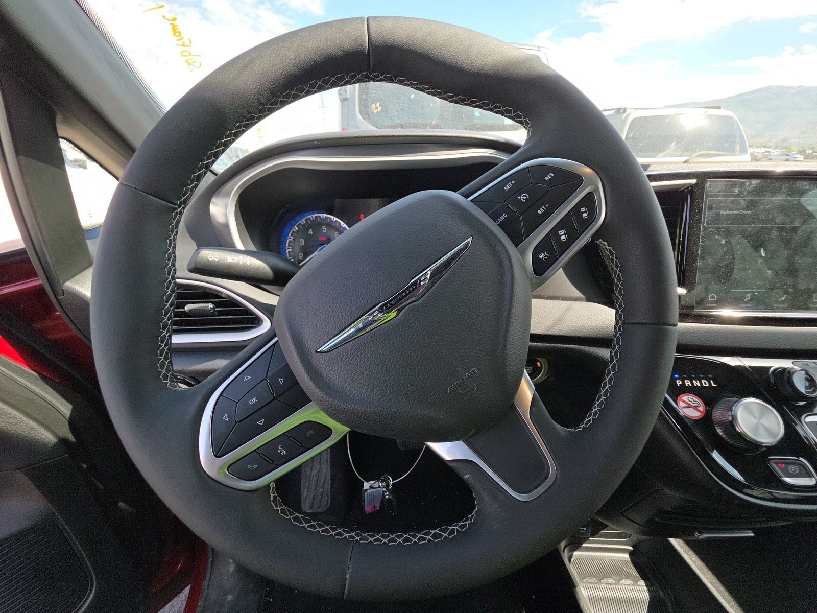 2026 Chrysler Pacifica Select FWD