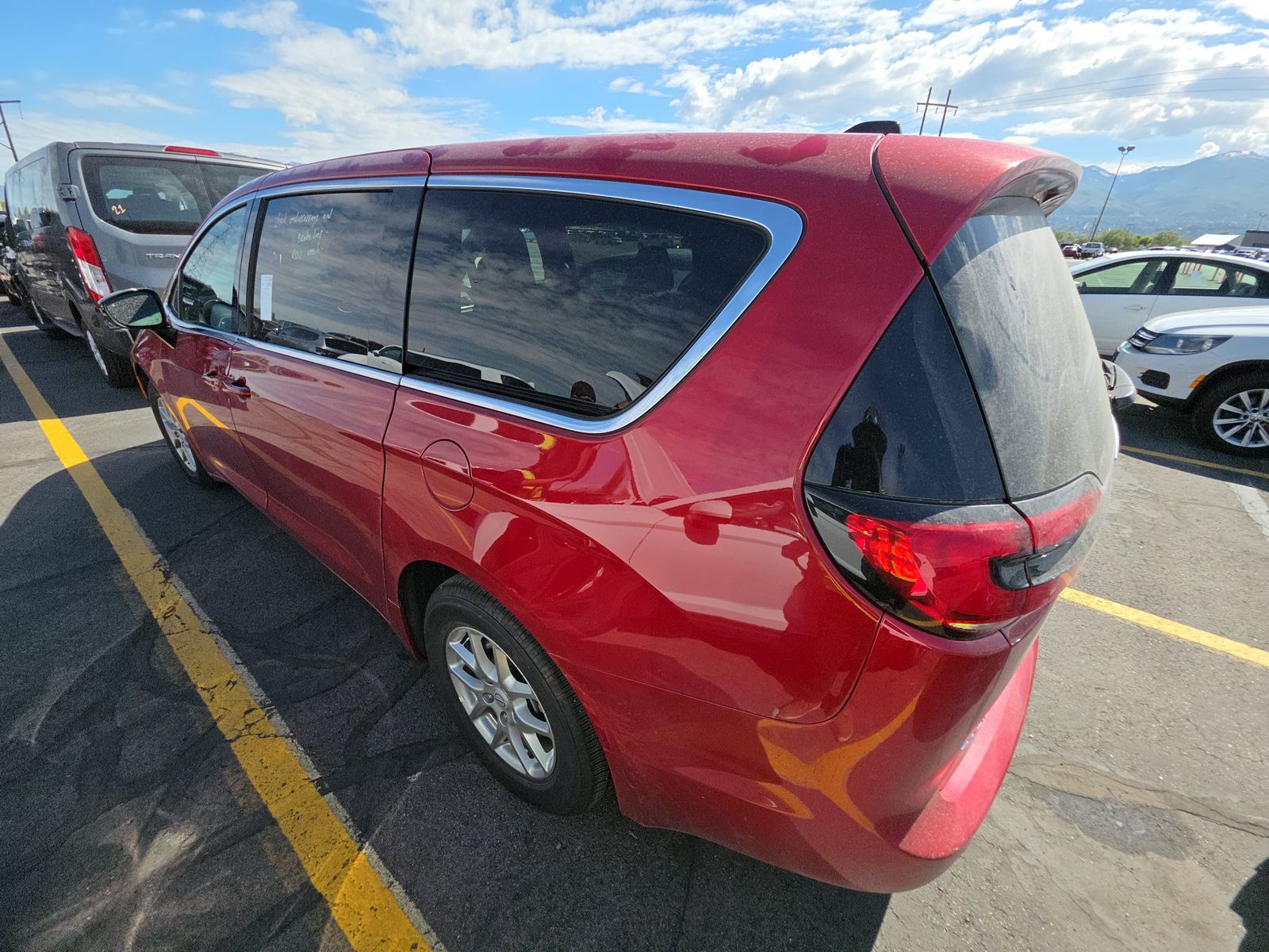 2026 Chrysler Pacifica Select FWD