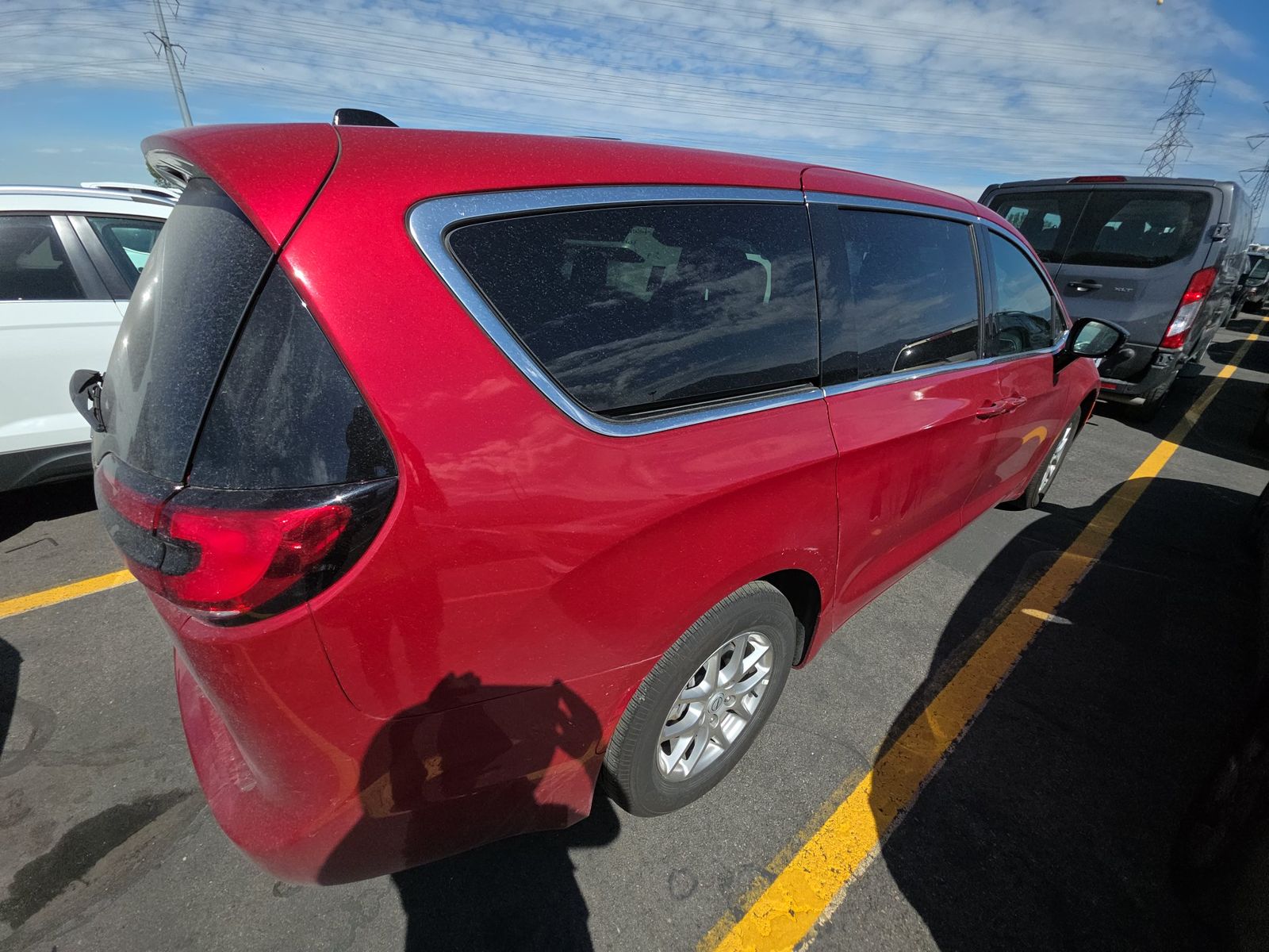 2026 Chrysler Pacifica Select FWD