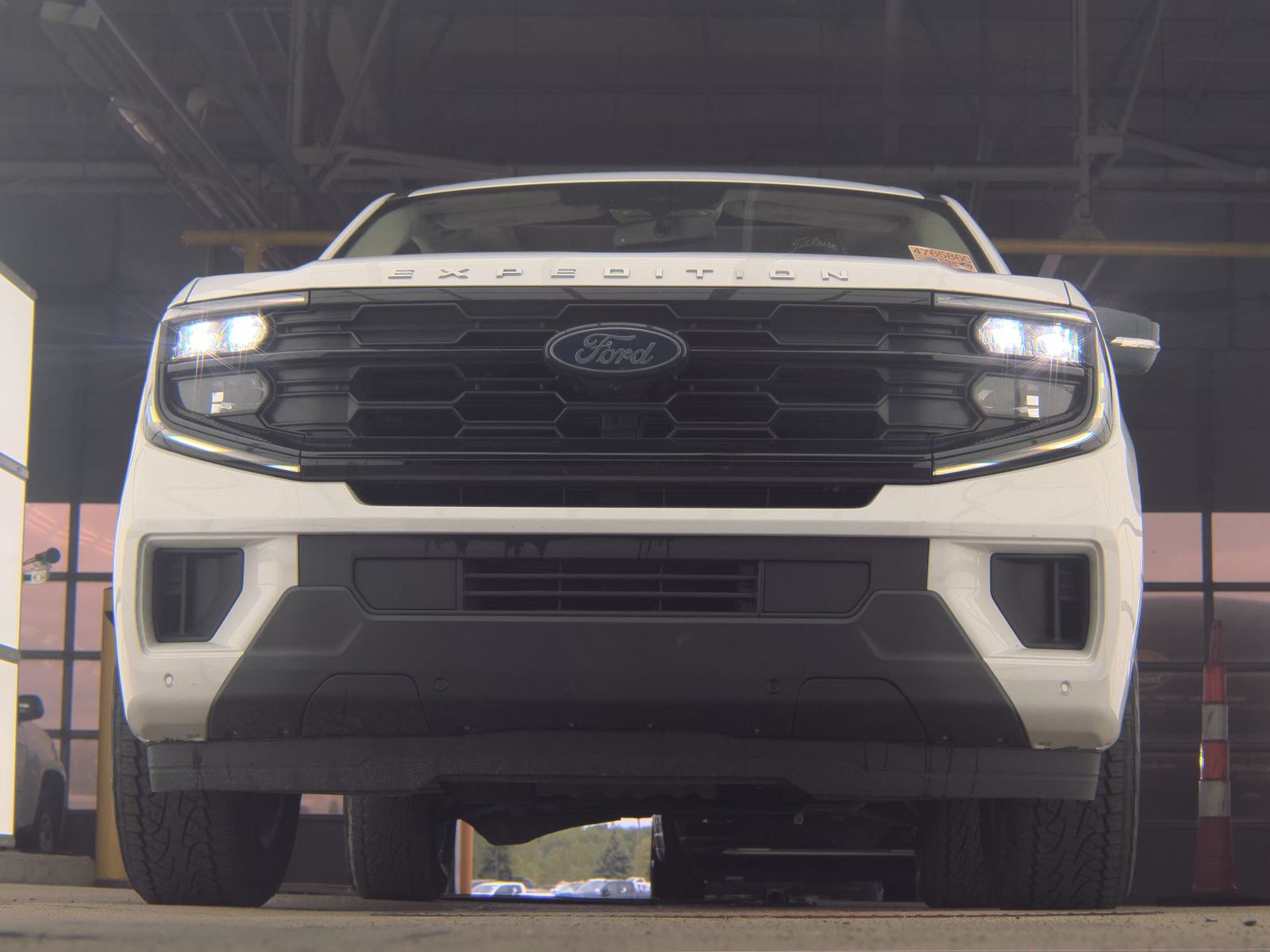 FORD EXPEDITION - 4