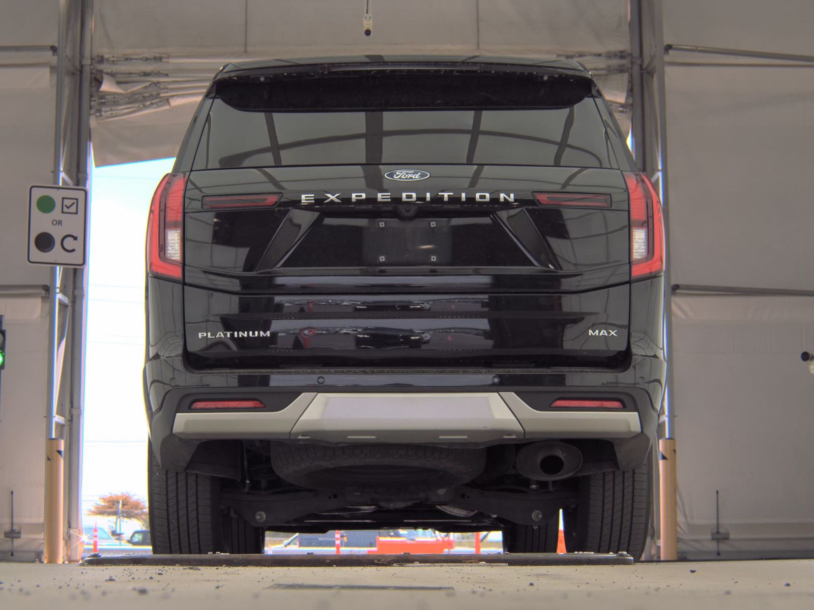 FORD EXPEDITION MAX - 8