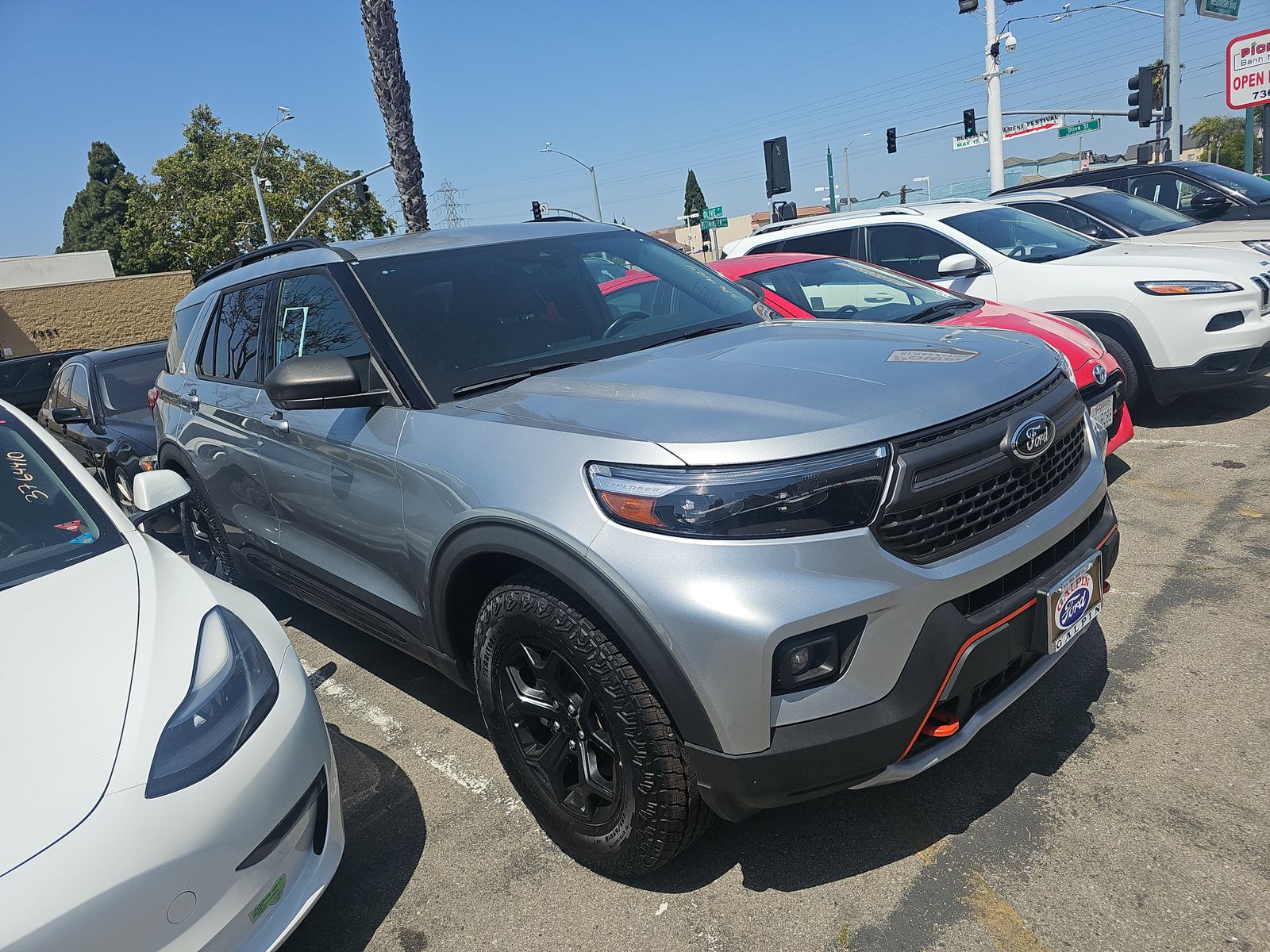 FORD EXPLORER - 4