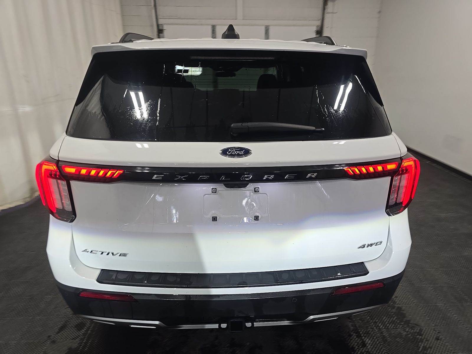 FORD EXPLORER - 6