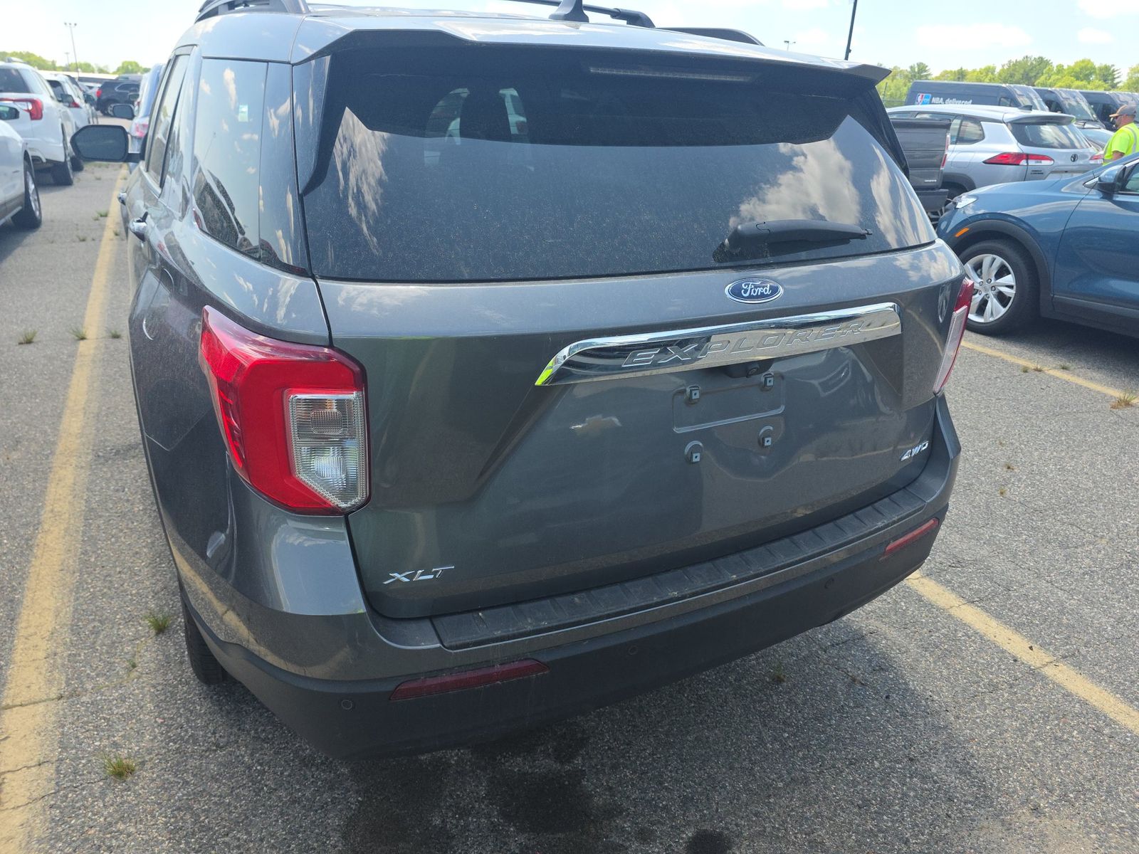 FORD EXPLORER - 6