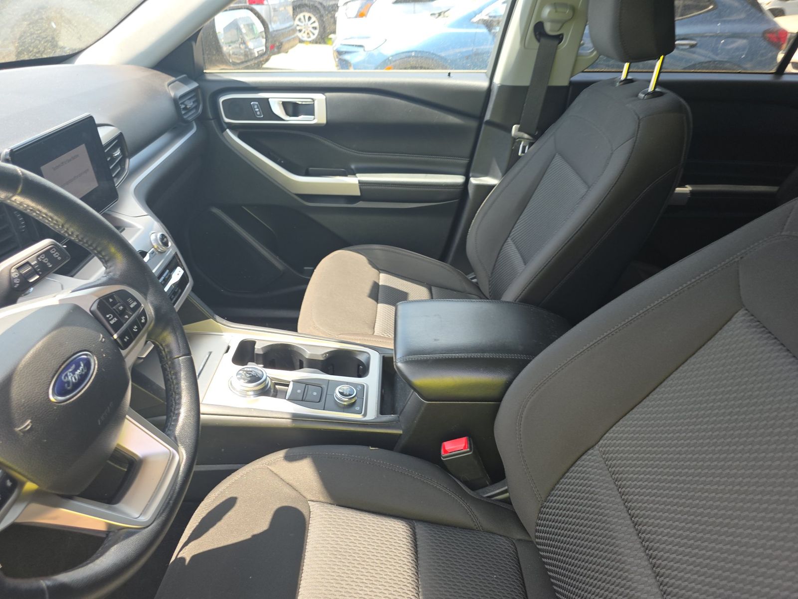 FORD EXPLORER - 8