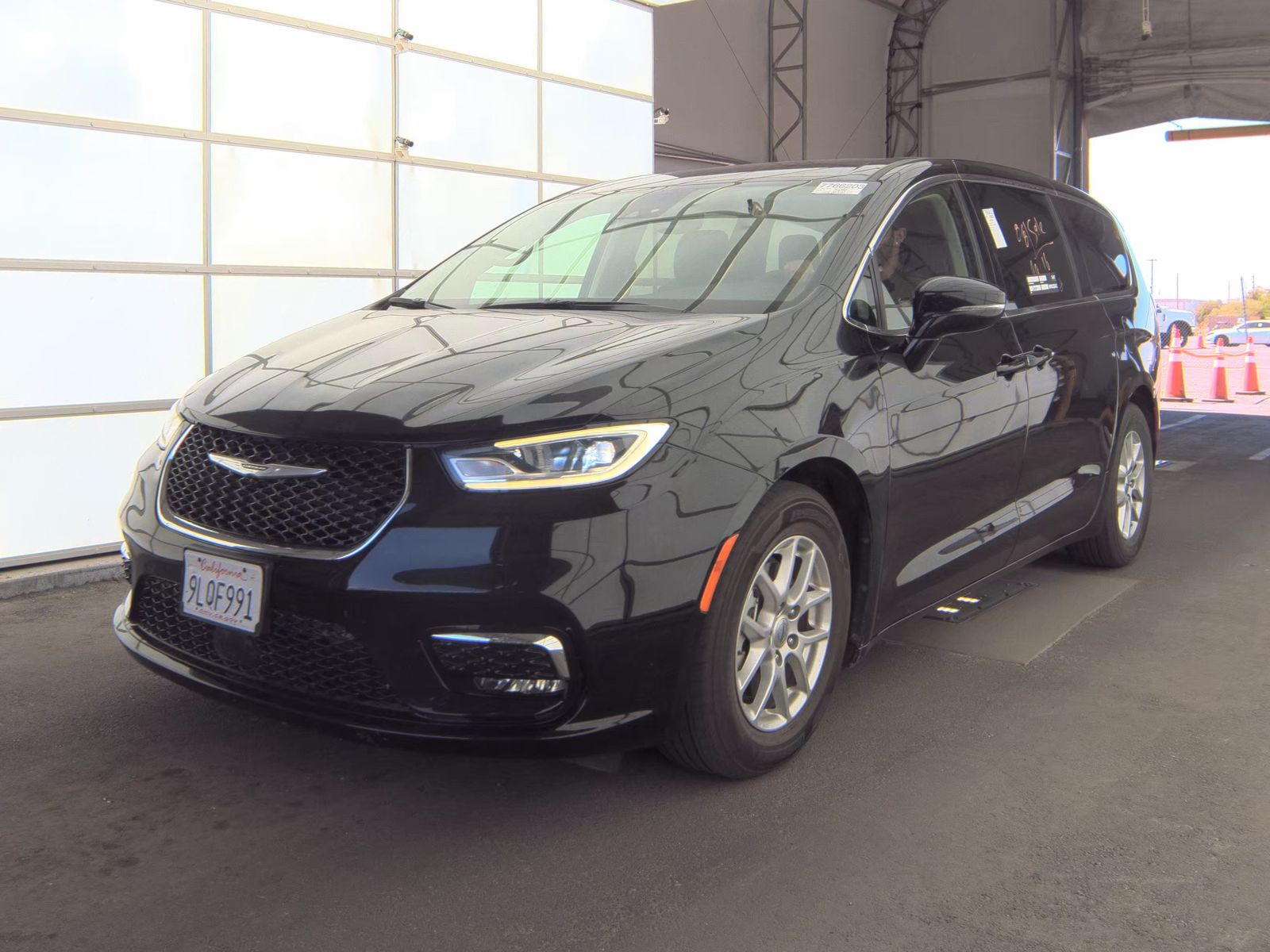 2024 Chrysler Pacifica Touring L FWD