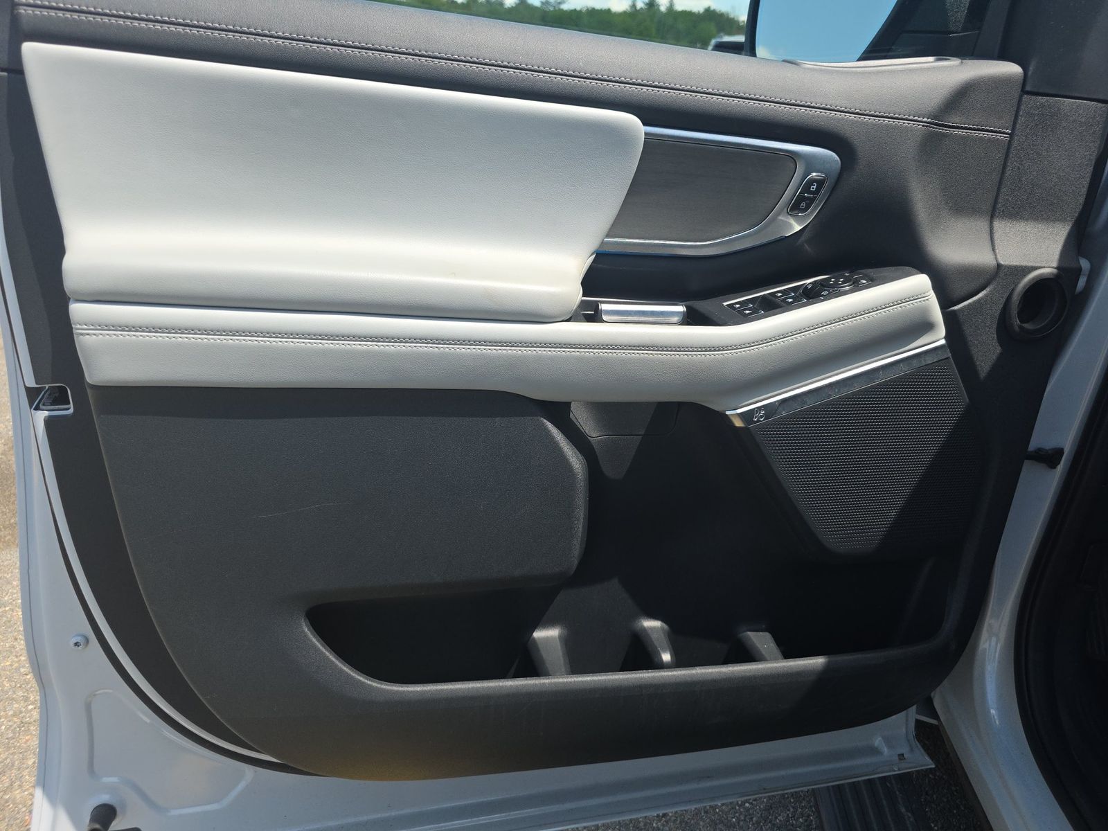 FORD EXPEDITION MAX - 10