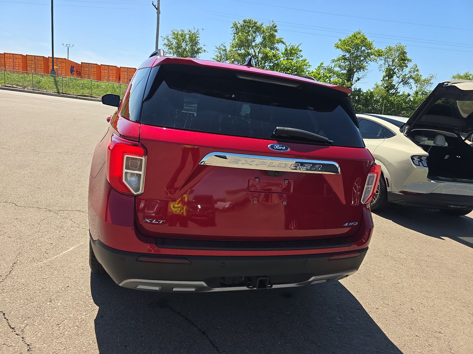 FORD EXPLORER - 6
