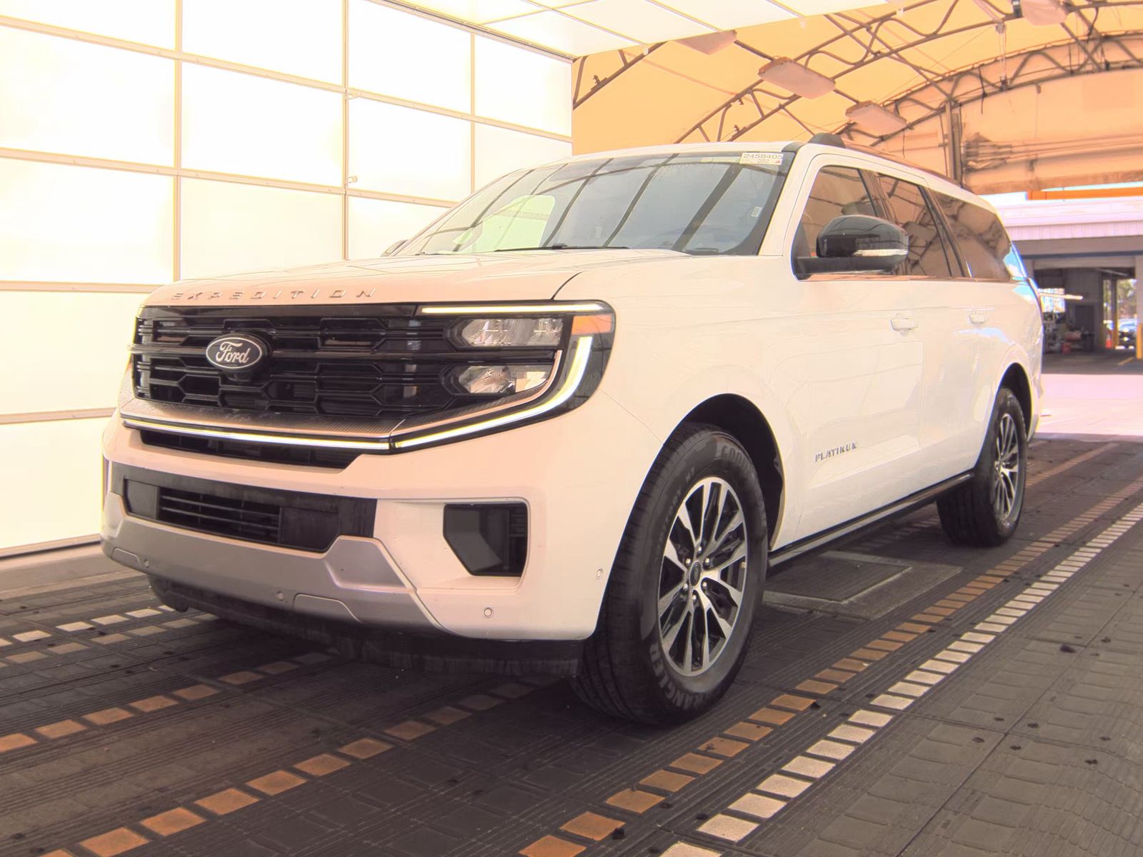 FORD EXPEDITION MAX - 1