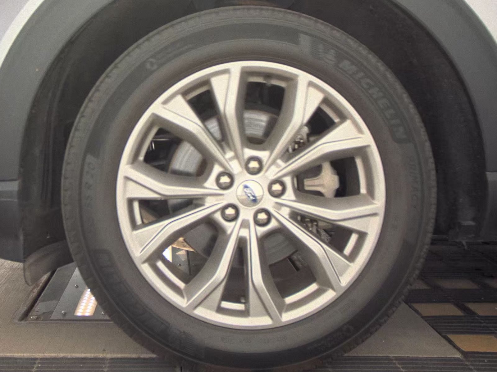 2021 Ford Explorer XLT AWD
