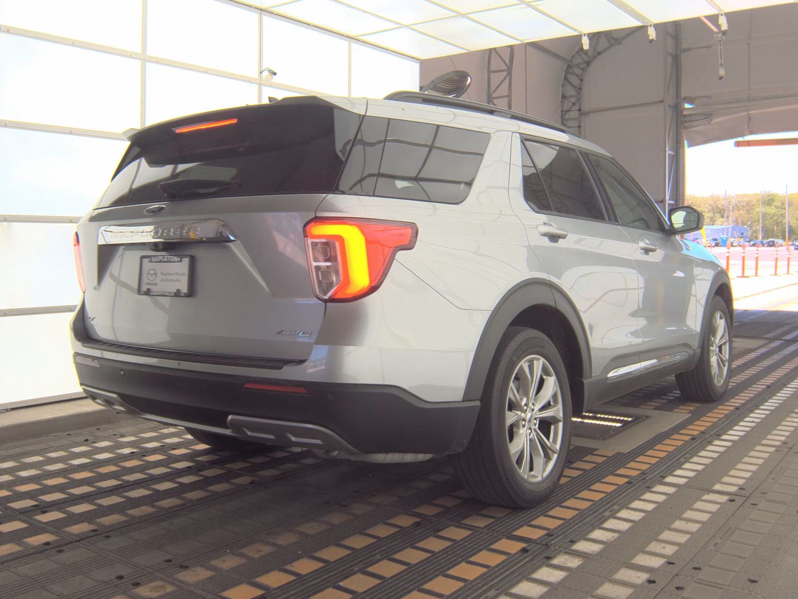 2021 Ford Explorer XLT AWD