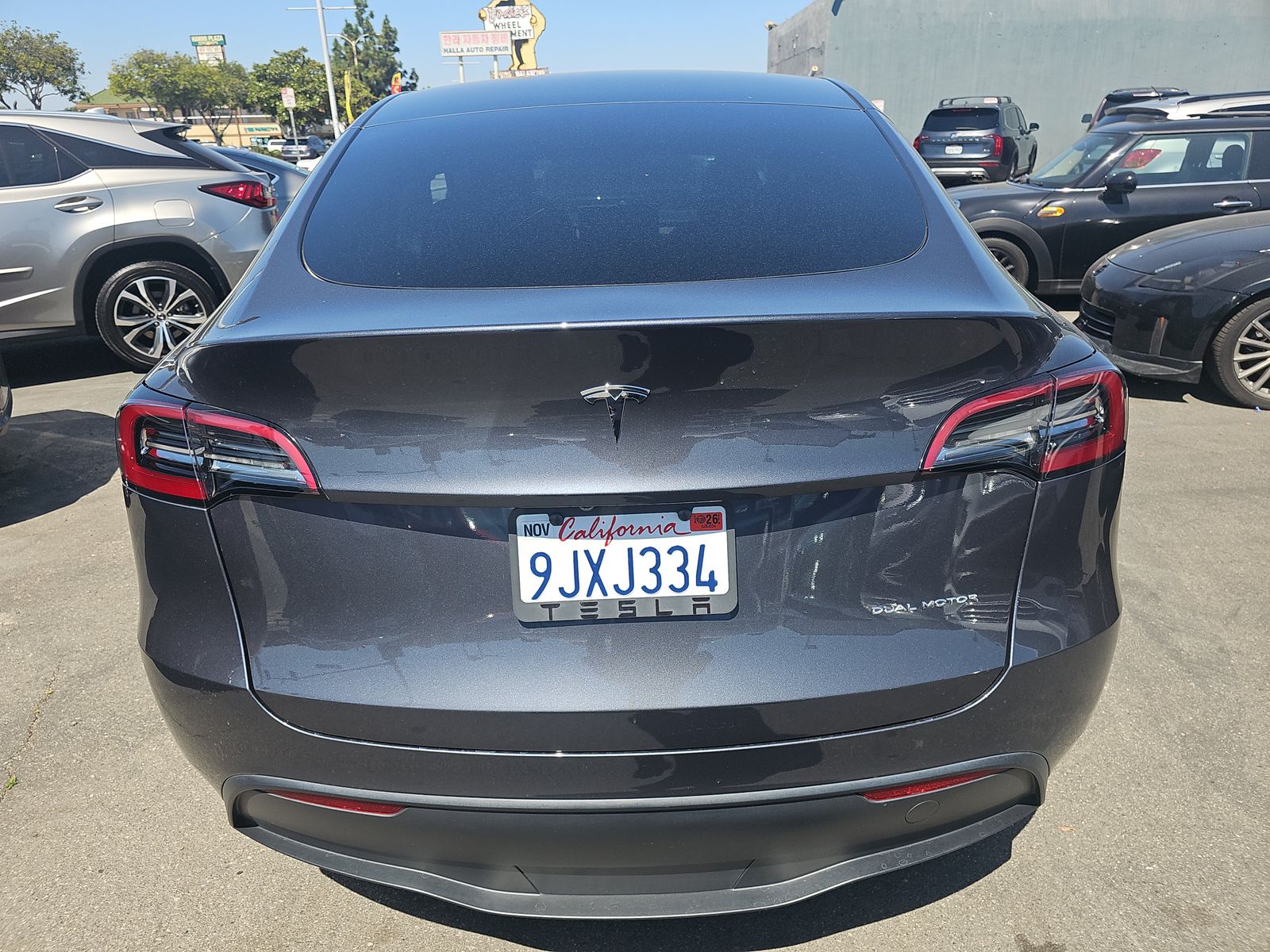 TESLA MODEL Y - 6