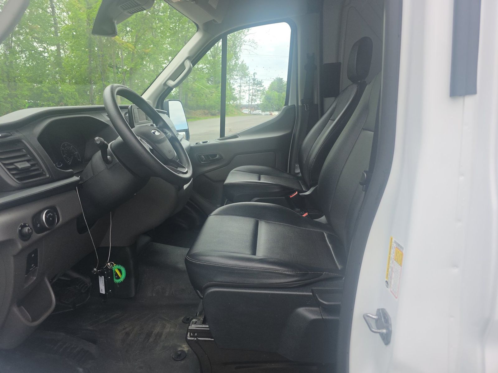 FORD TRANSIT 250 - 8