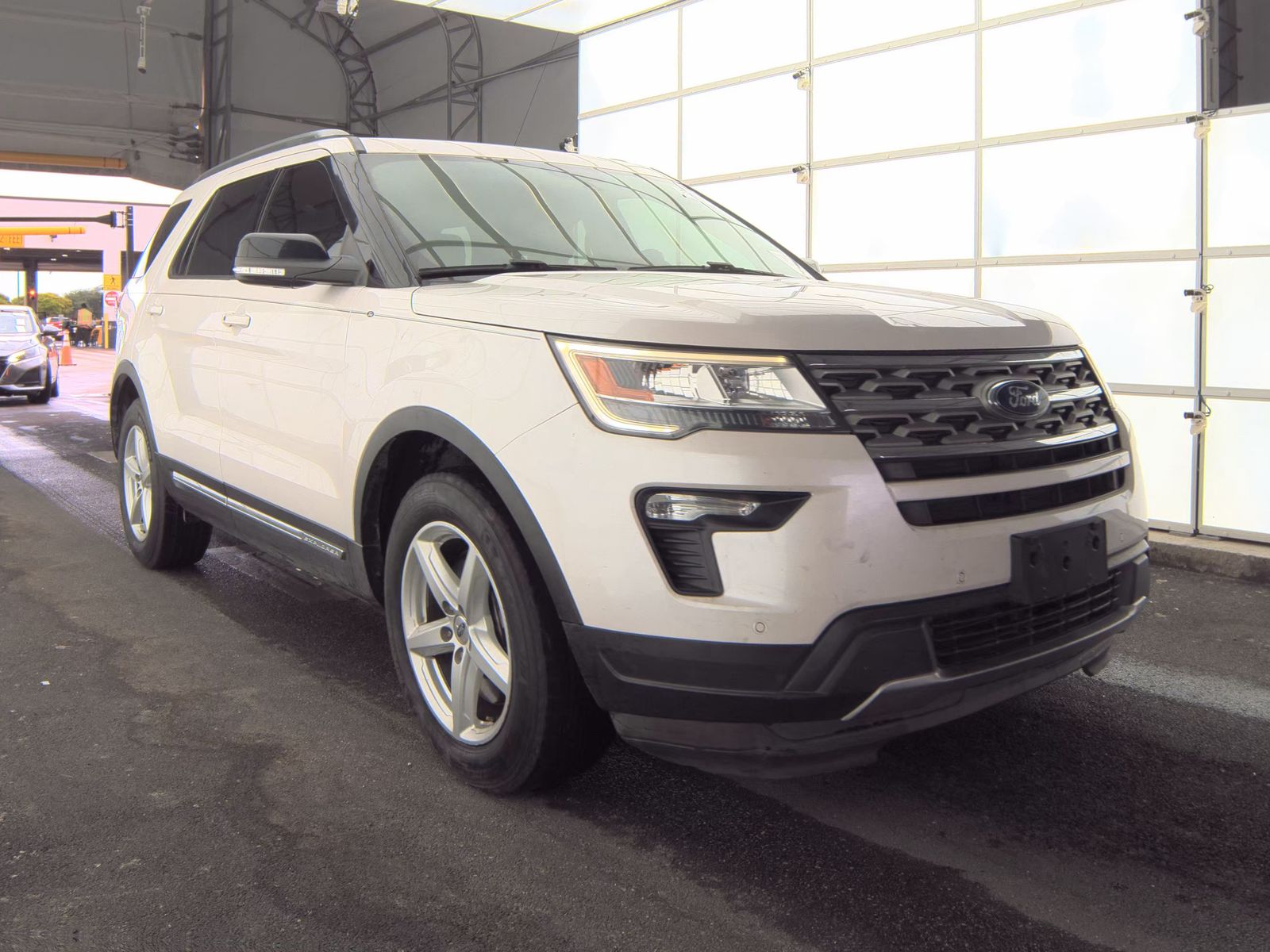 FORD EXPLORER - 5