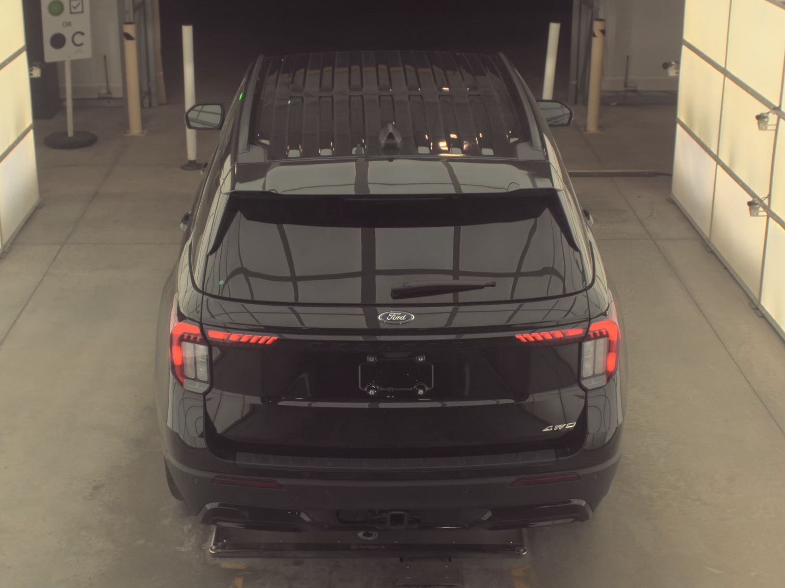 FORD EXPLORER - 7