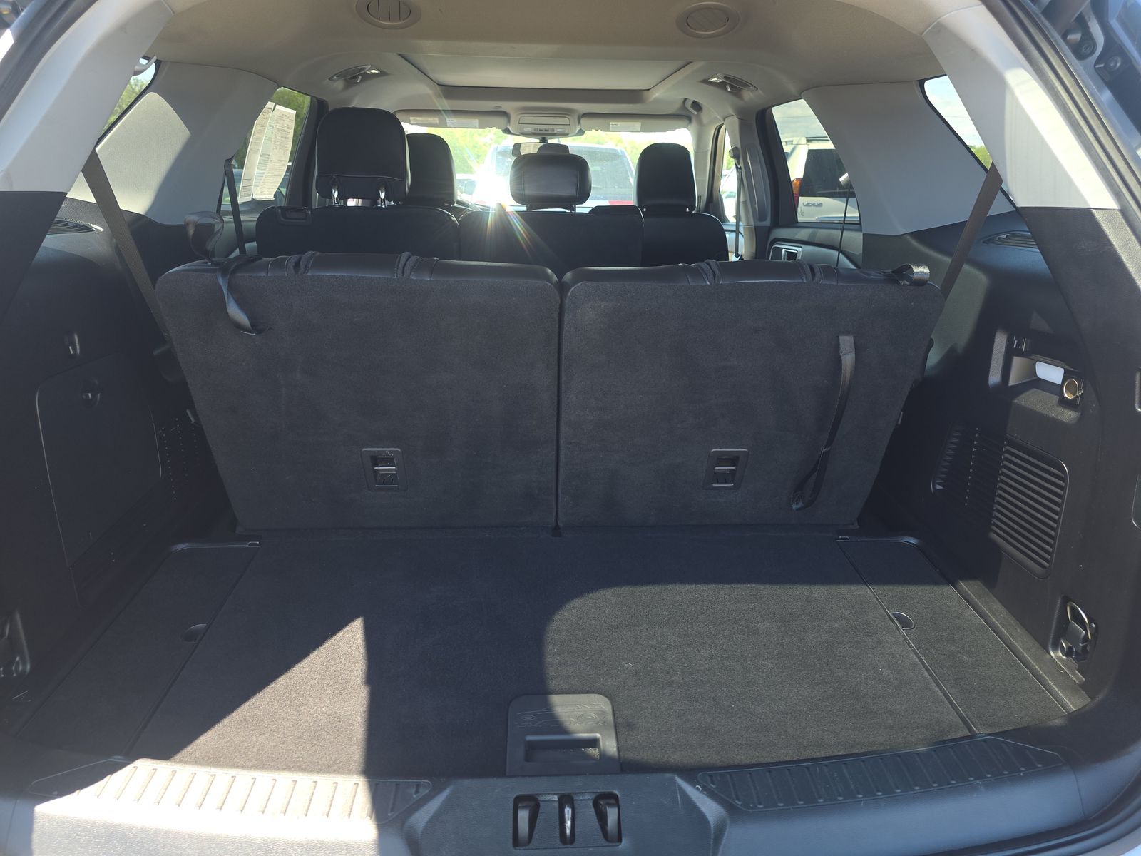 2021 Ford Explorer XLT AWD