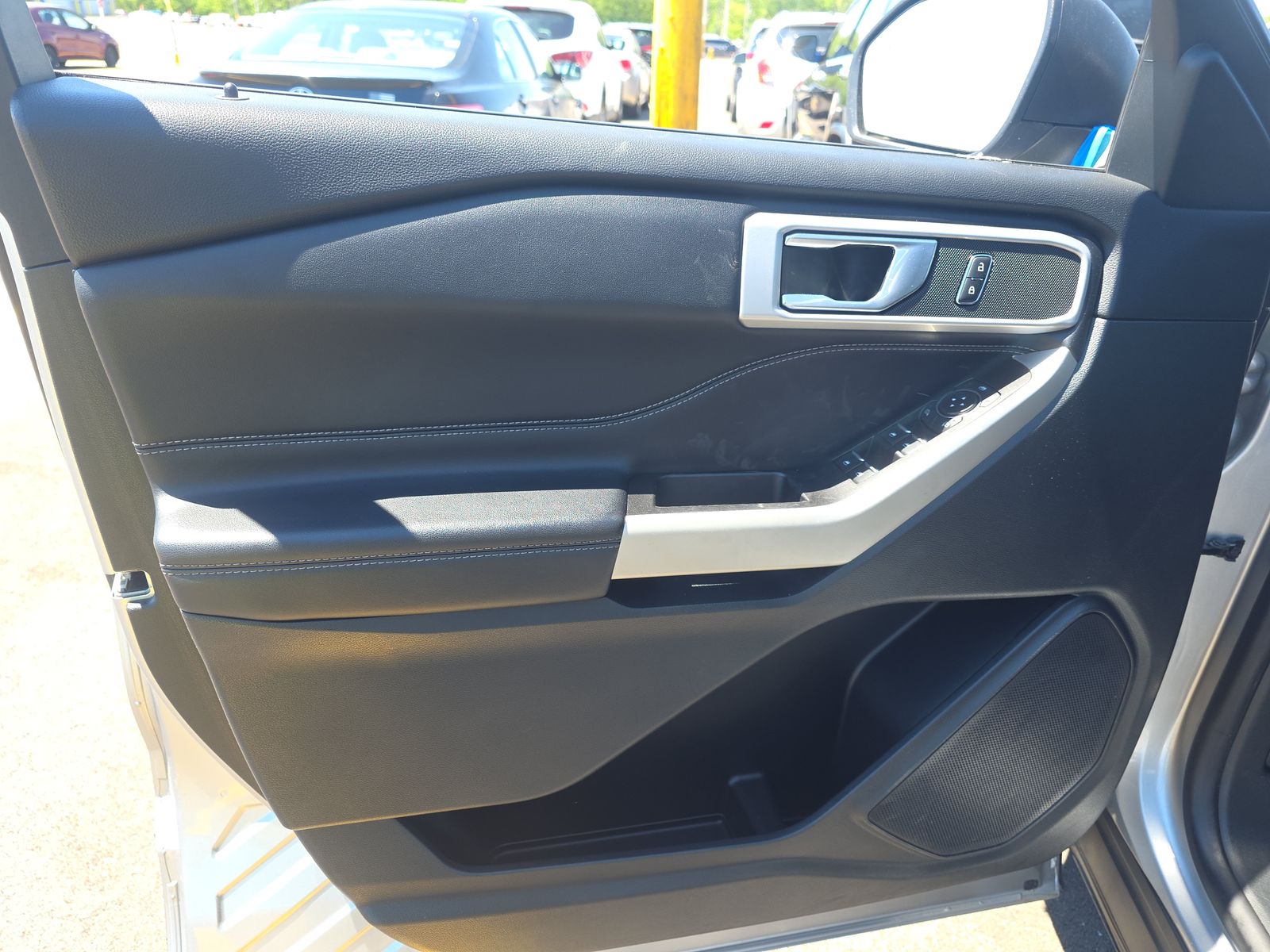2021 Ford Explorer XLT AWD