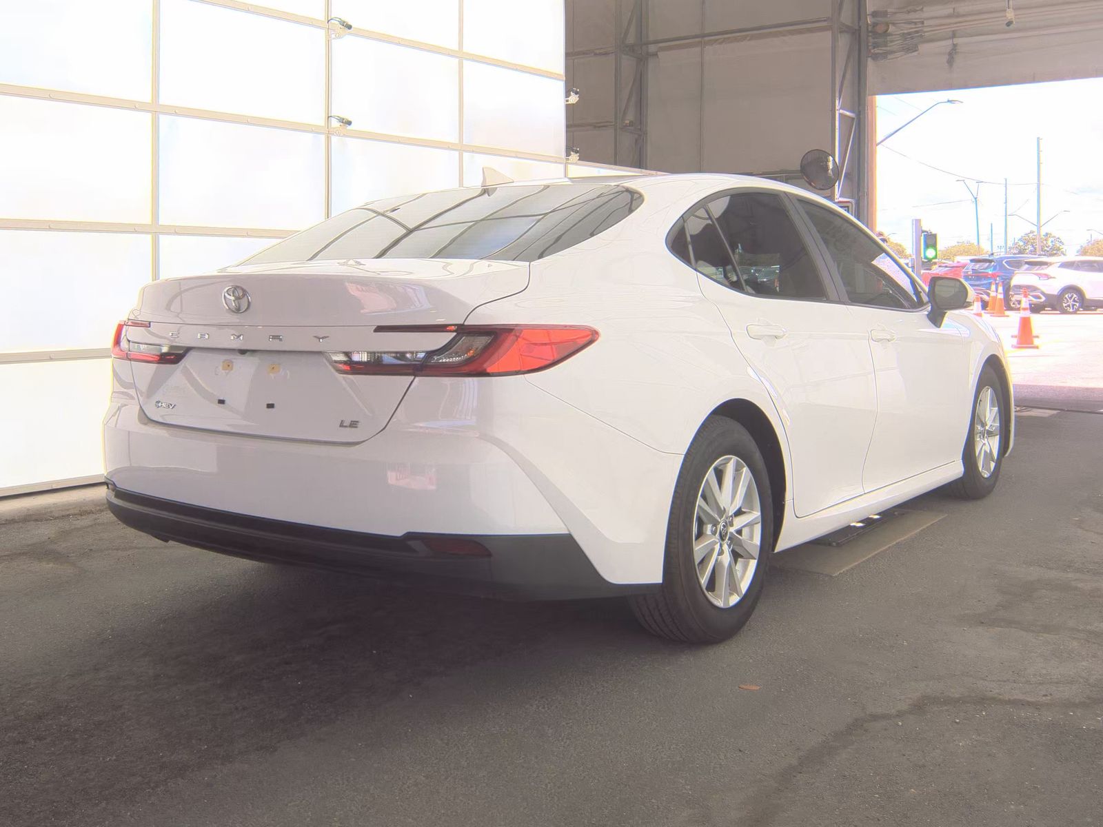 TOYOTA CAMRY - 6