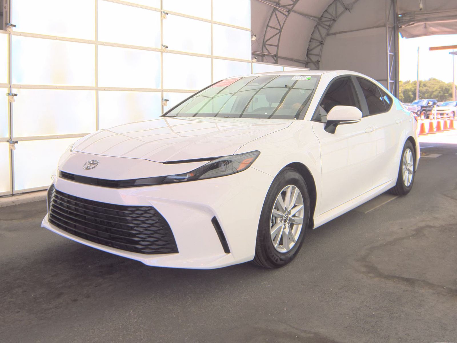 TOYOTA CAMRY - 1