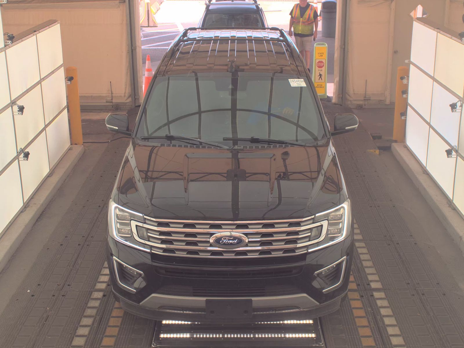 FORD EXPEDITION - 3