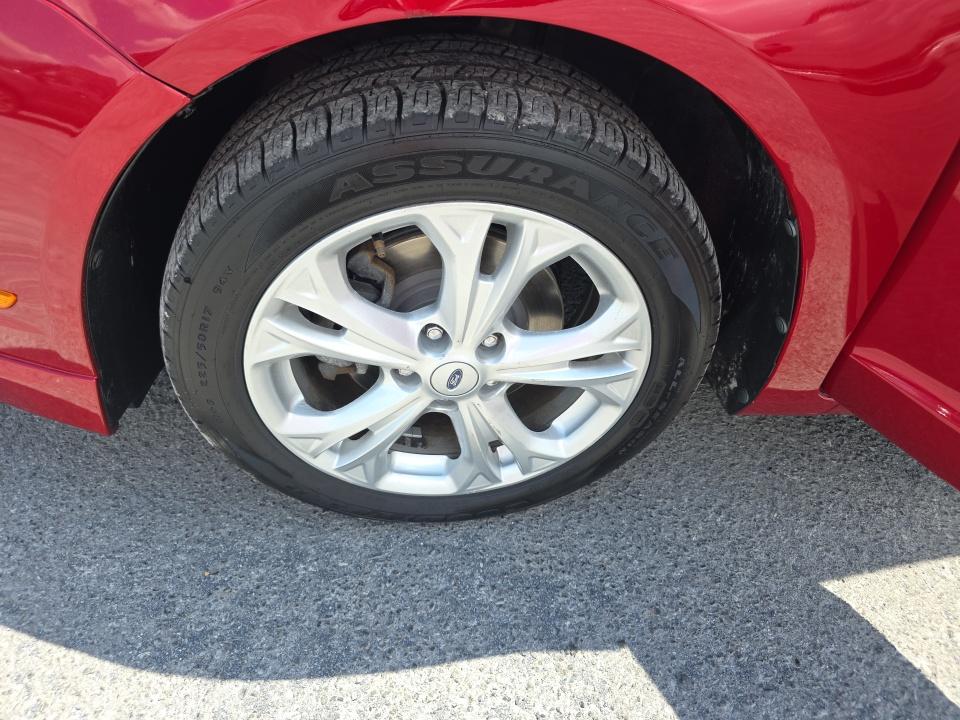 FORD FUSION - 9