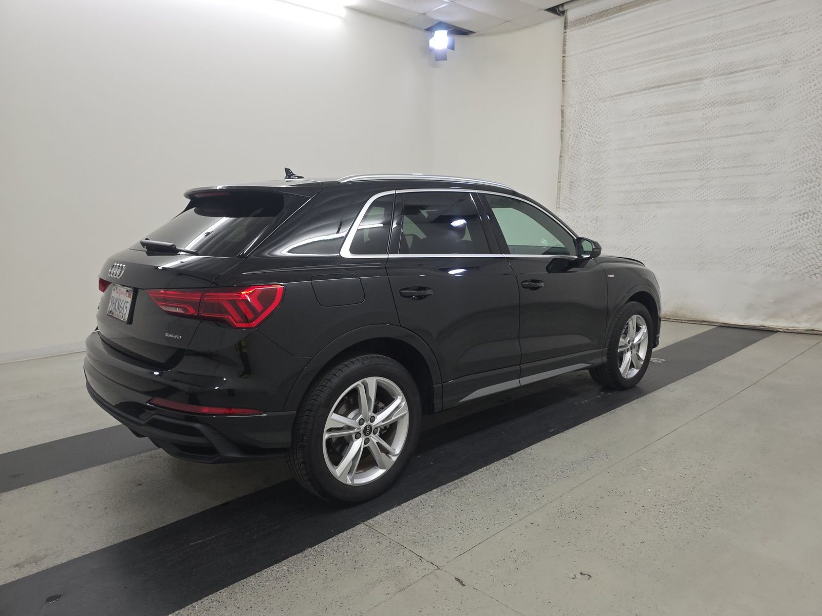 2023 Audi Q3 S line Premium AWD