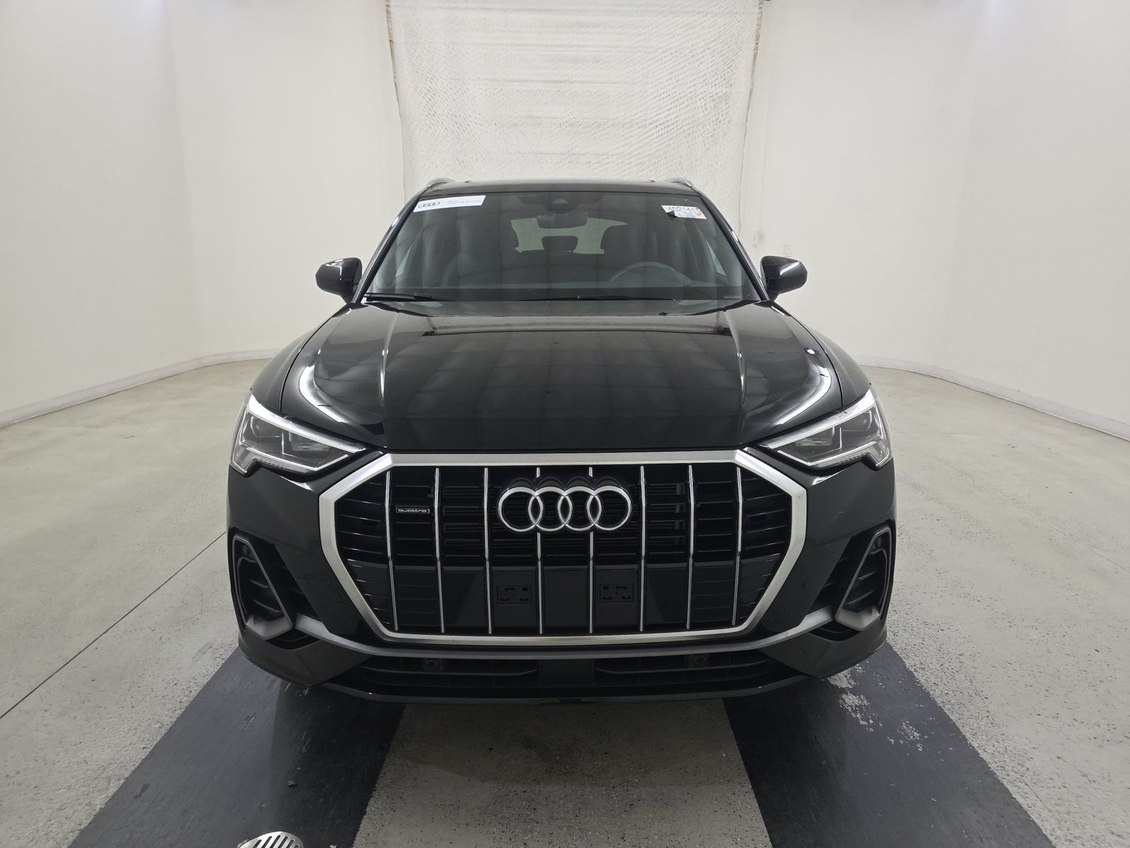 2023 Audi Q3 S line Premium AWD