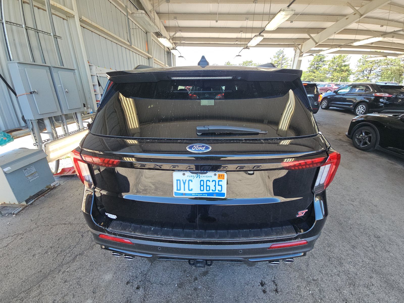 FORD EXPLORER - 6
