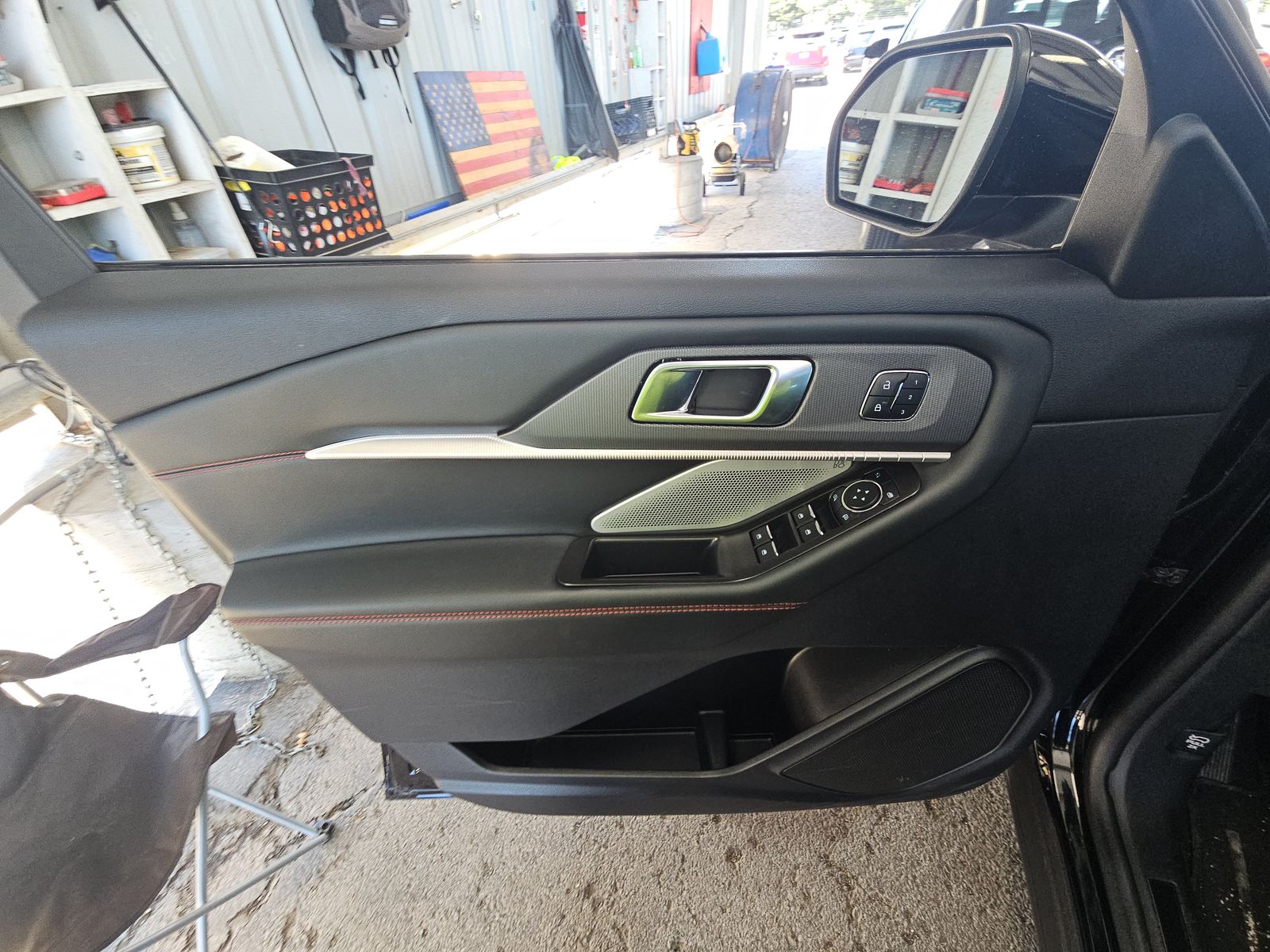 FORD EXPLORER - 10