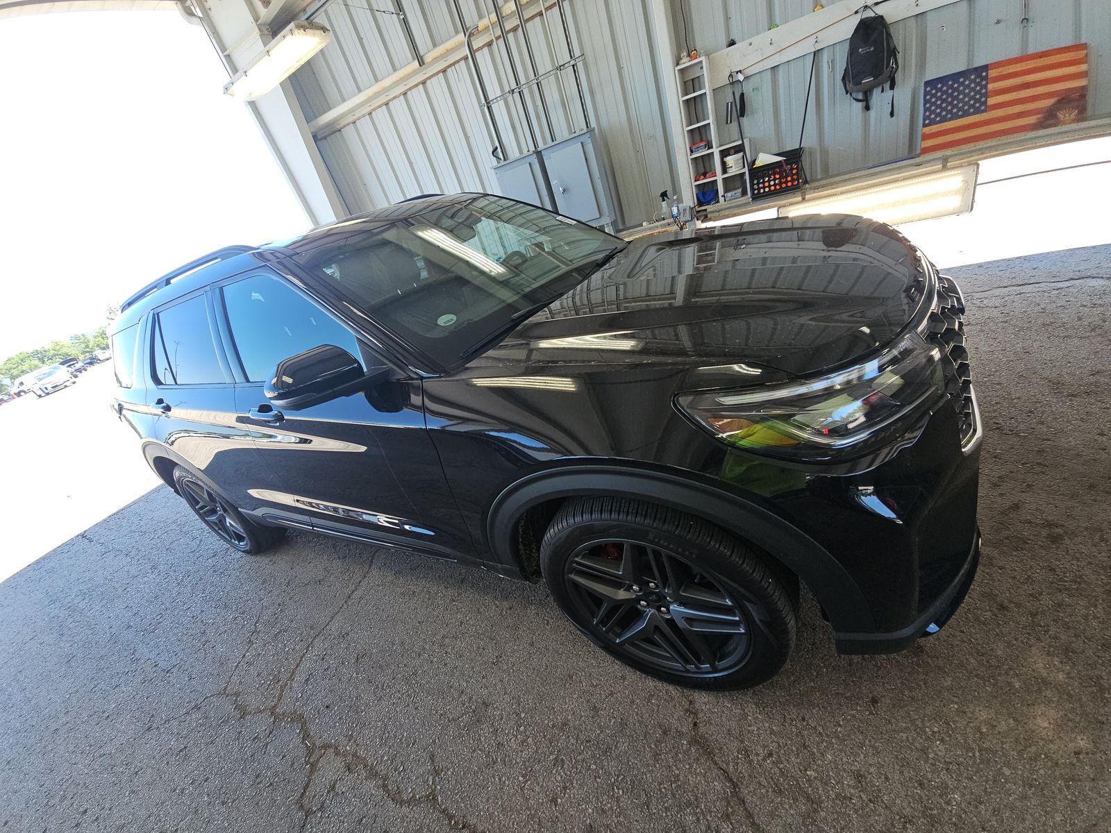 FORD EXPLORER - 4