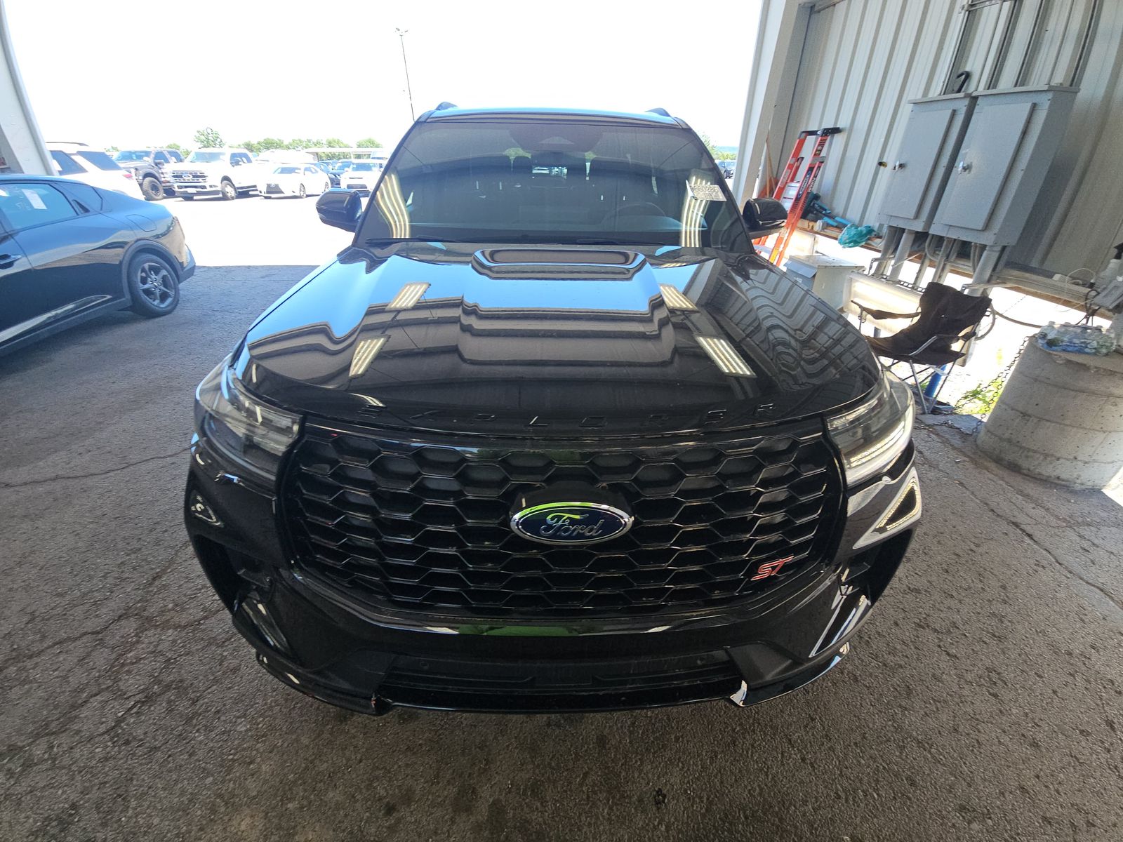 FORD EXPLORER - 3