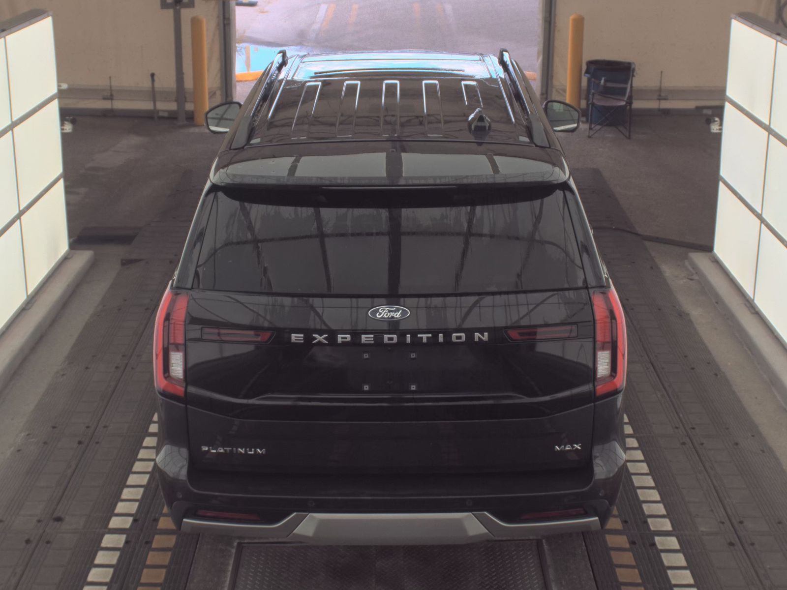 FORD EXPEDITION MAX - 7