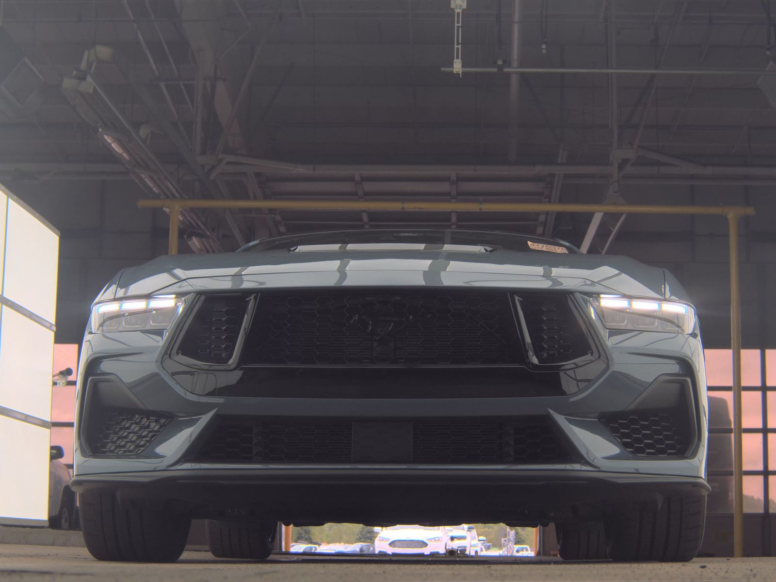 FORD MUSTANG - 4