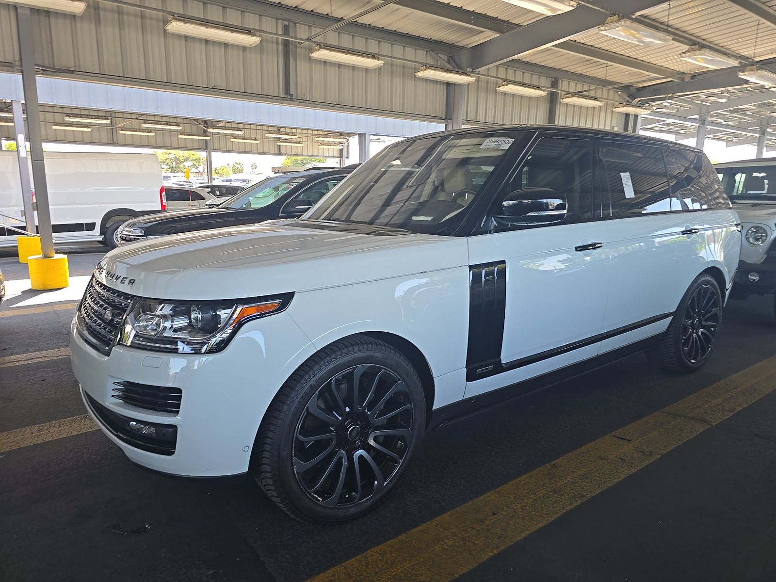 LAND ROVER RANGE ROVER - 1