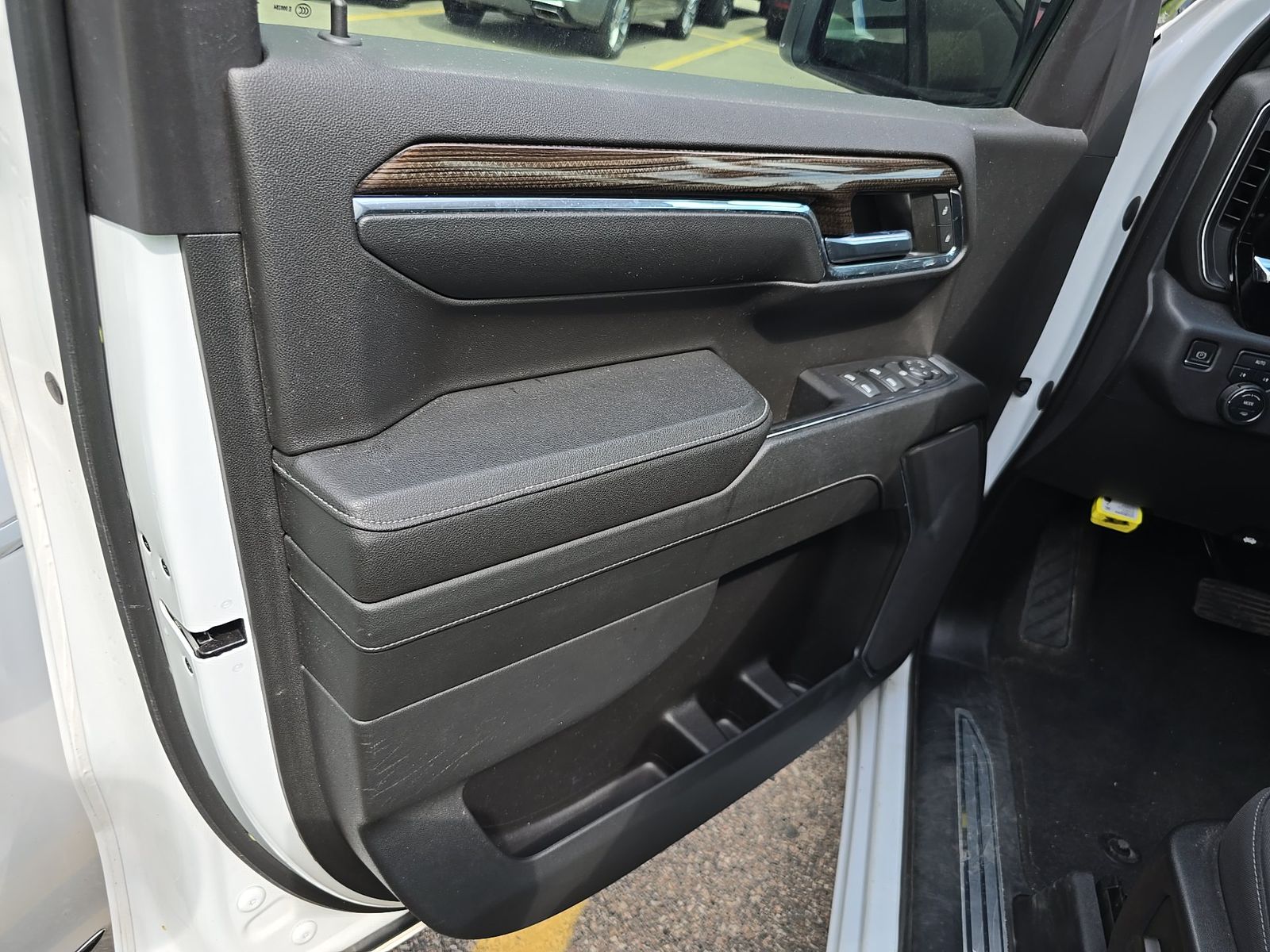 2023 Chevrolet Silverado 1500 LT AWD