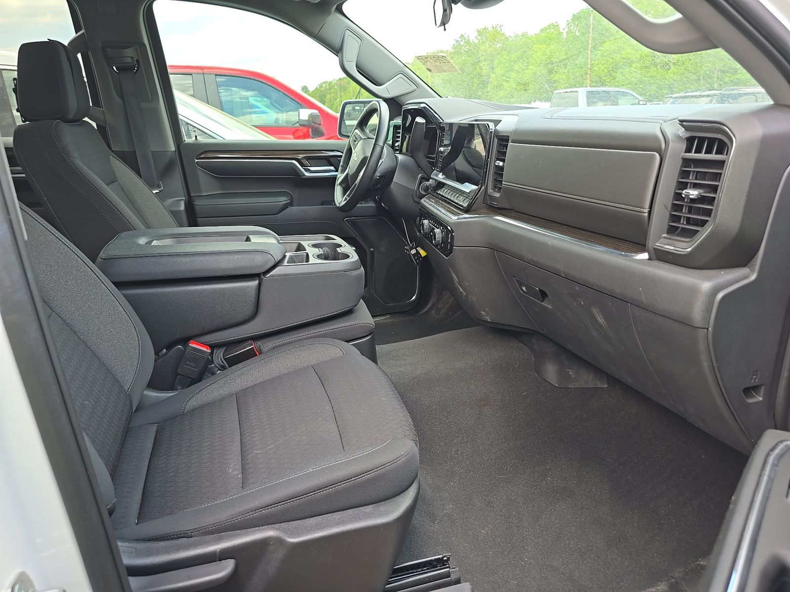 2023 Chevrolet Silverado 1500 LT AWD
