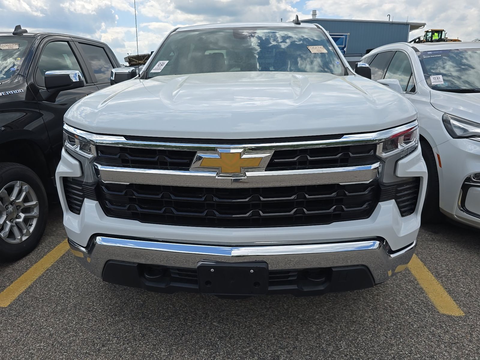 2023 Chevrolet Silverado 1500 LT AWD