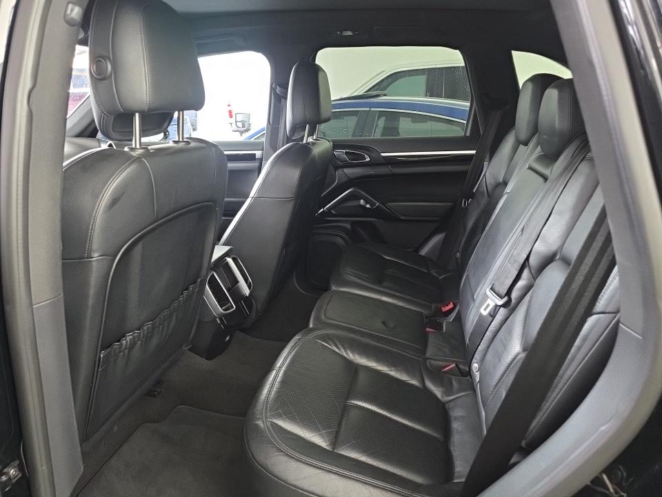 2016 Porsche Cayenne Base AWD