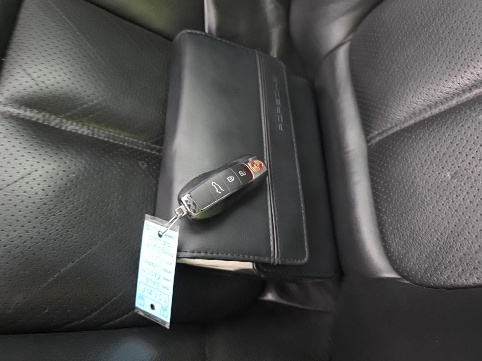 2016 Porsche Cayenne Base AWD