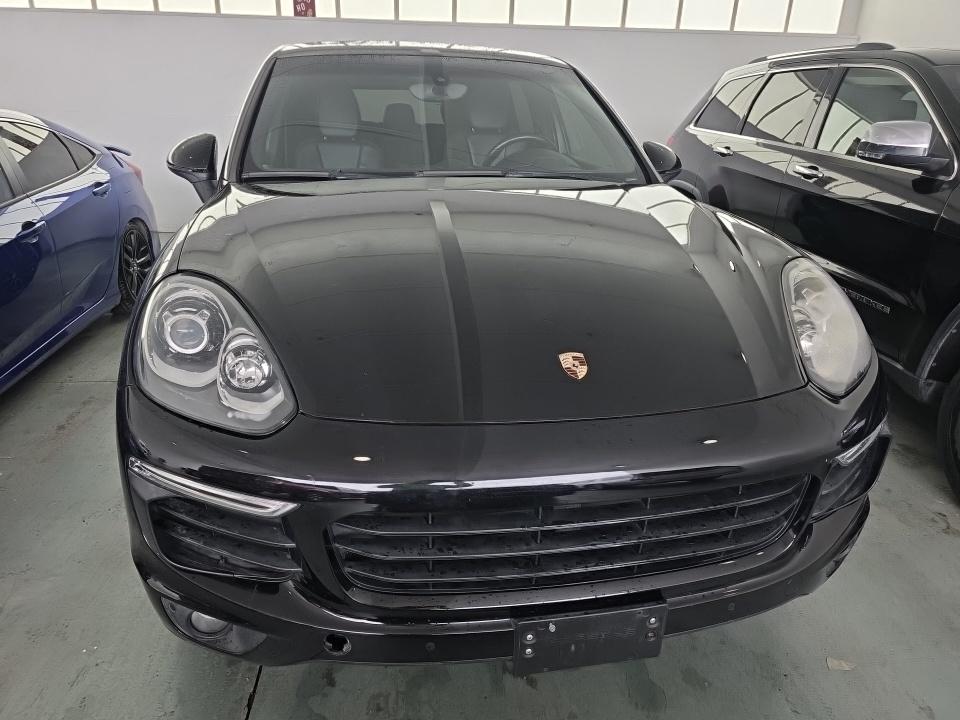 2016 Porsche Cayenne Base AWD
