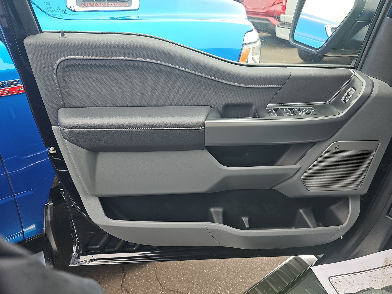 2025 Ford F-150 Hybrid XLT AWD