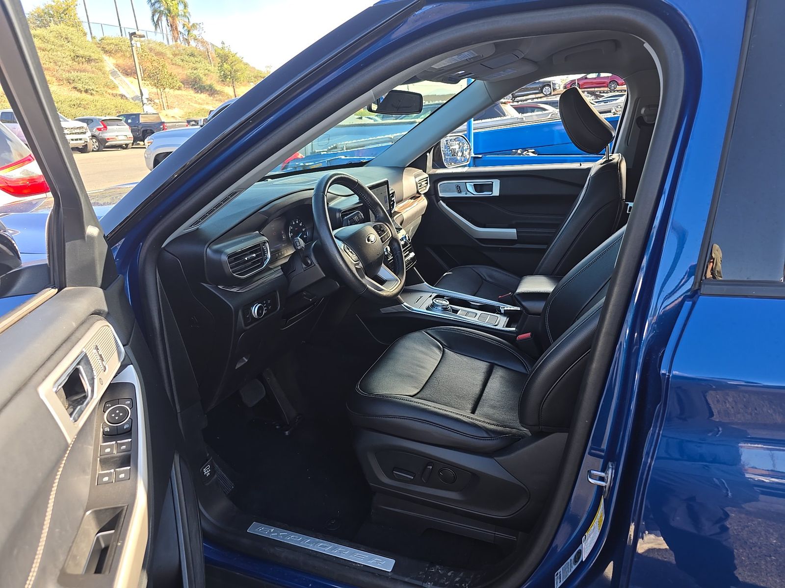 FORD EXPLORER - 8