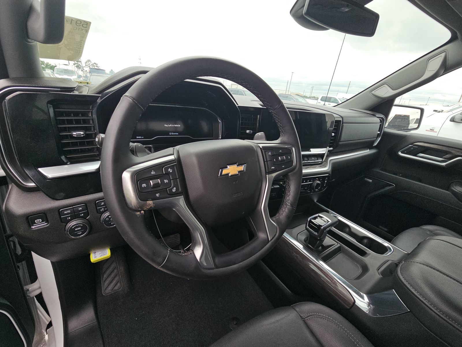 2025 Chevrolet Silverado 1500 LTZ AWD