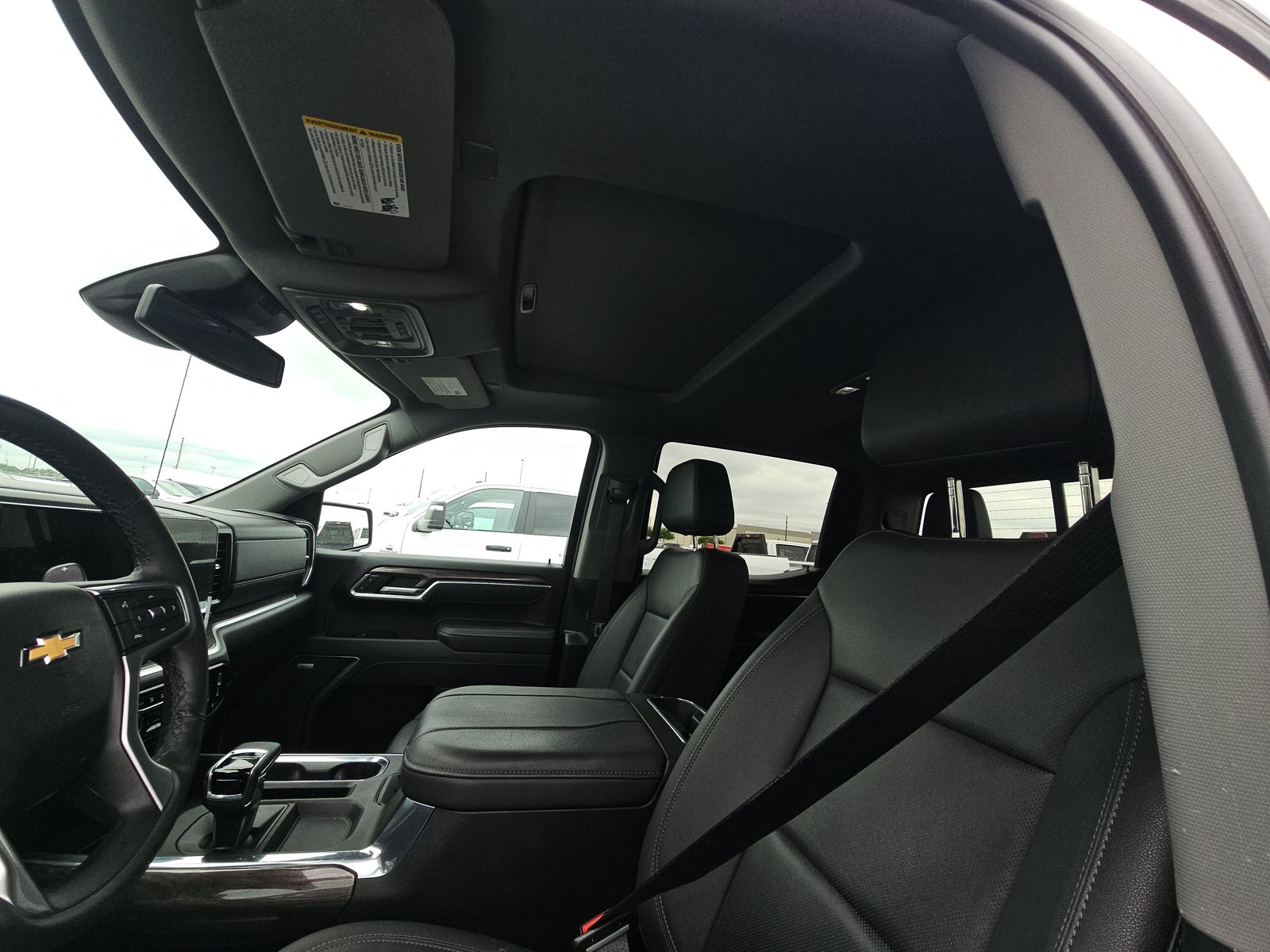 2025 Chevrolet Silverado 1500 LTZ AWD