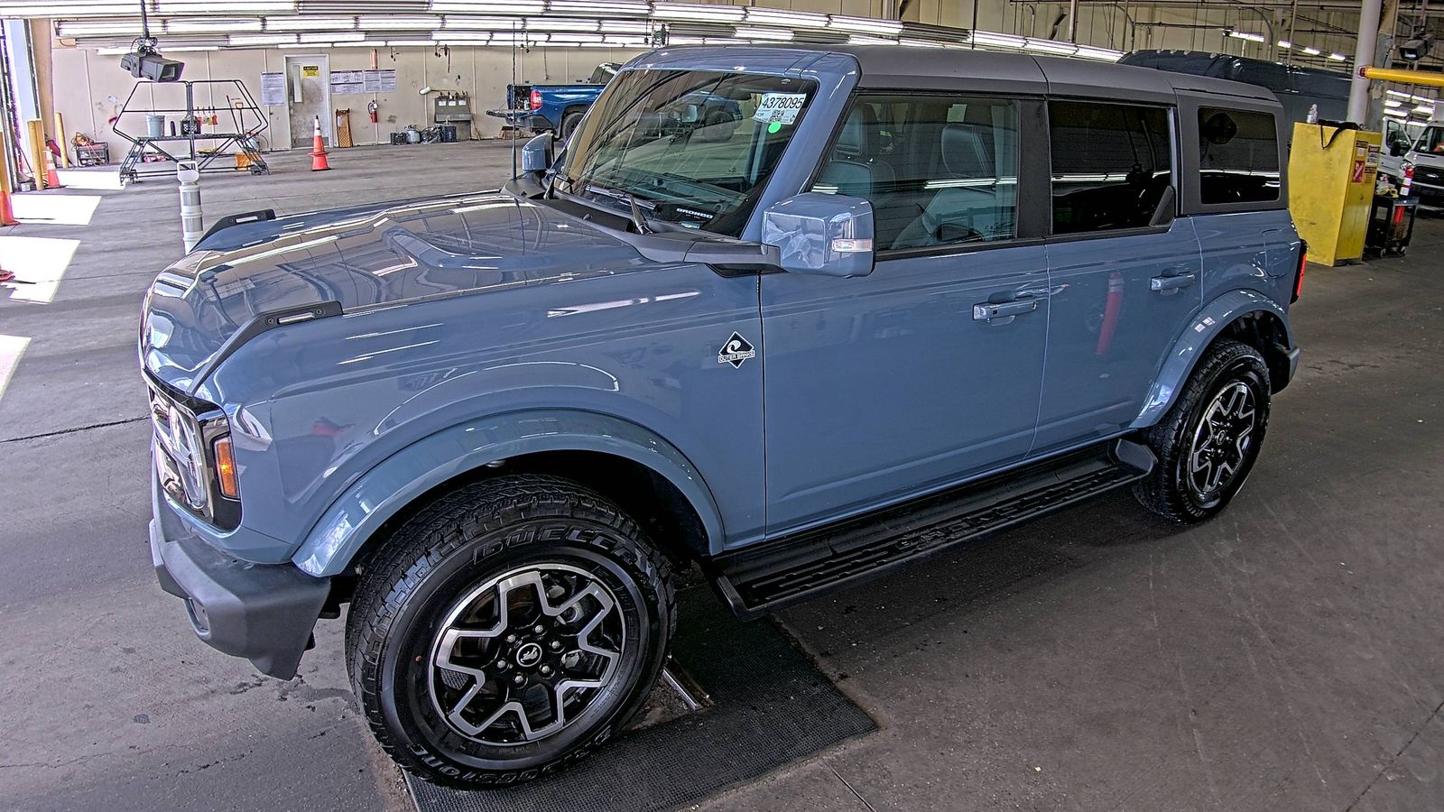 FORD BRONCO - 1