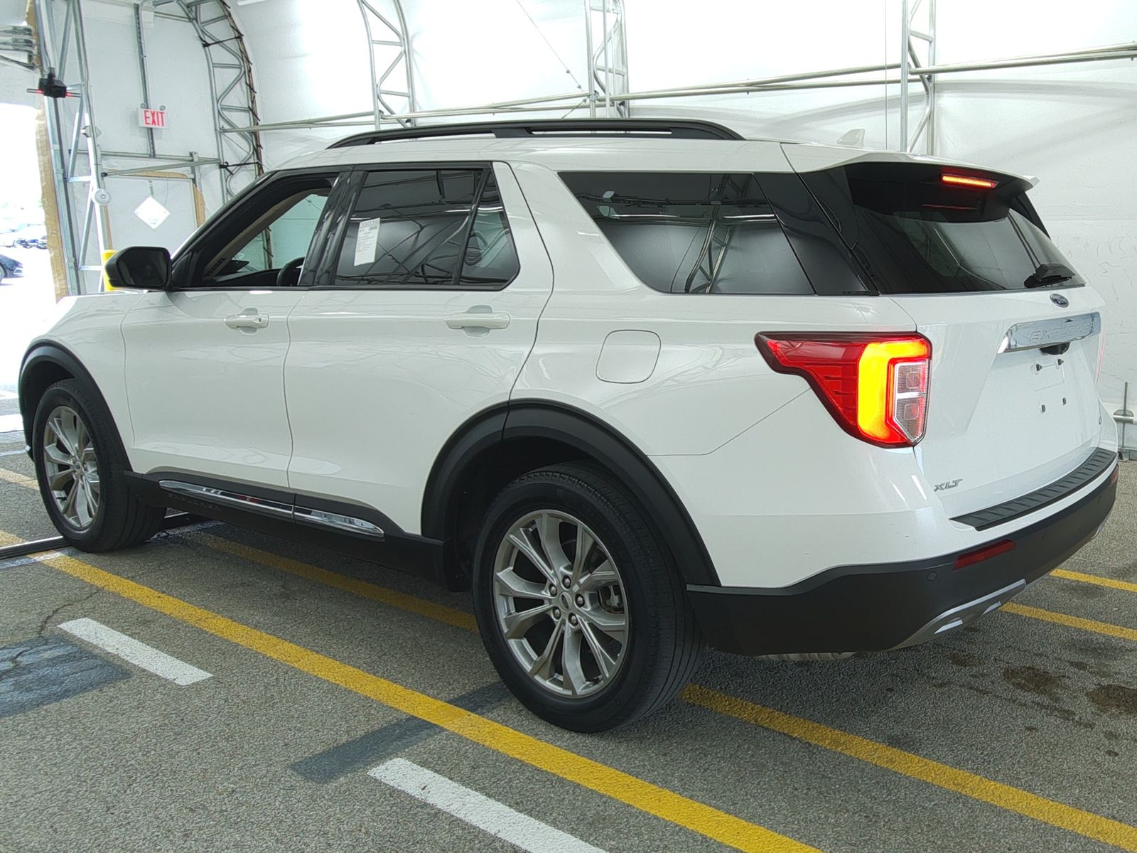 FORD EXPLORER - 7