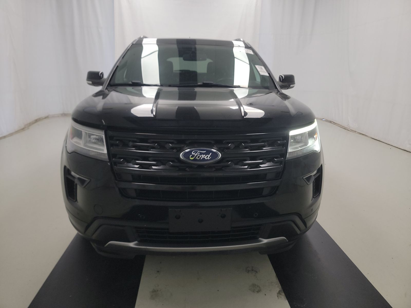FORD EXPLORER - 3