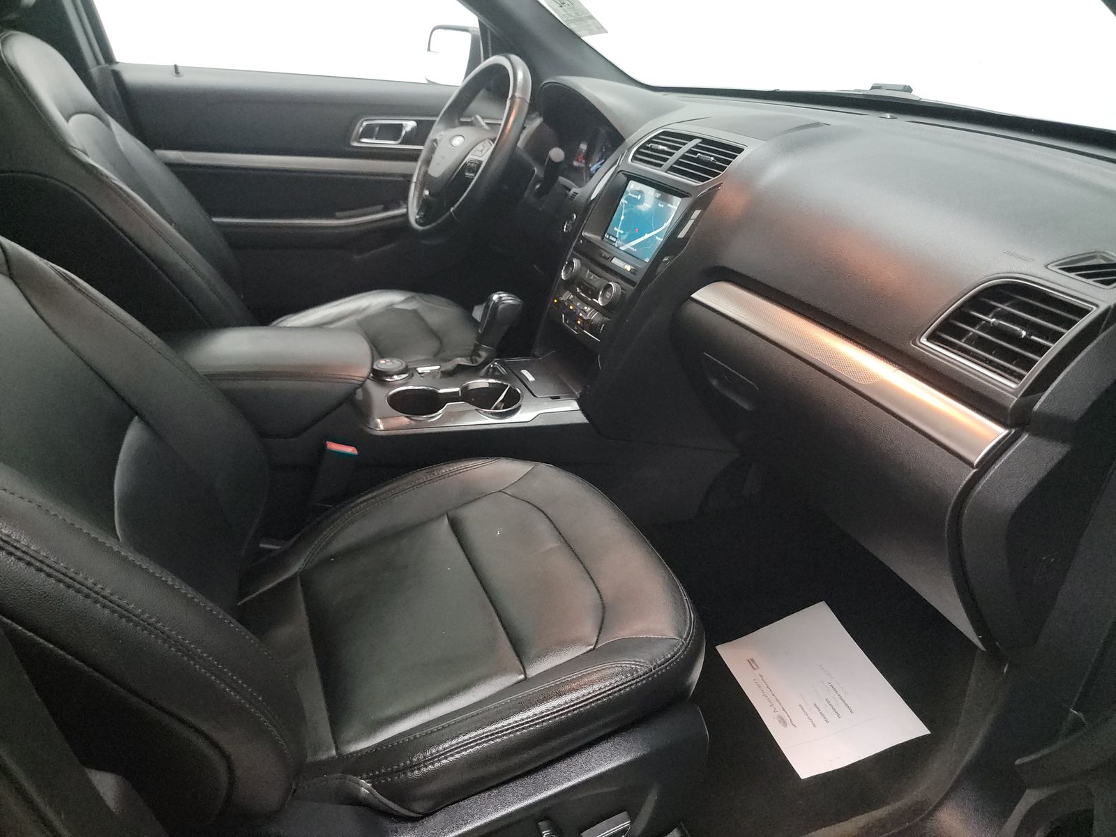 FORD EXPLORER - 9