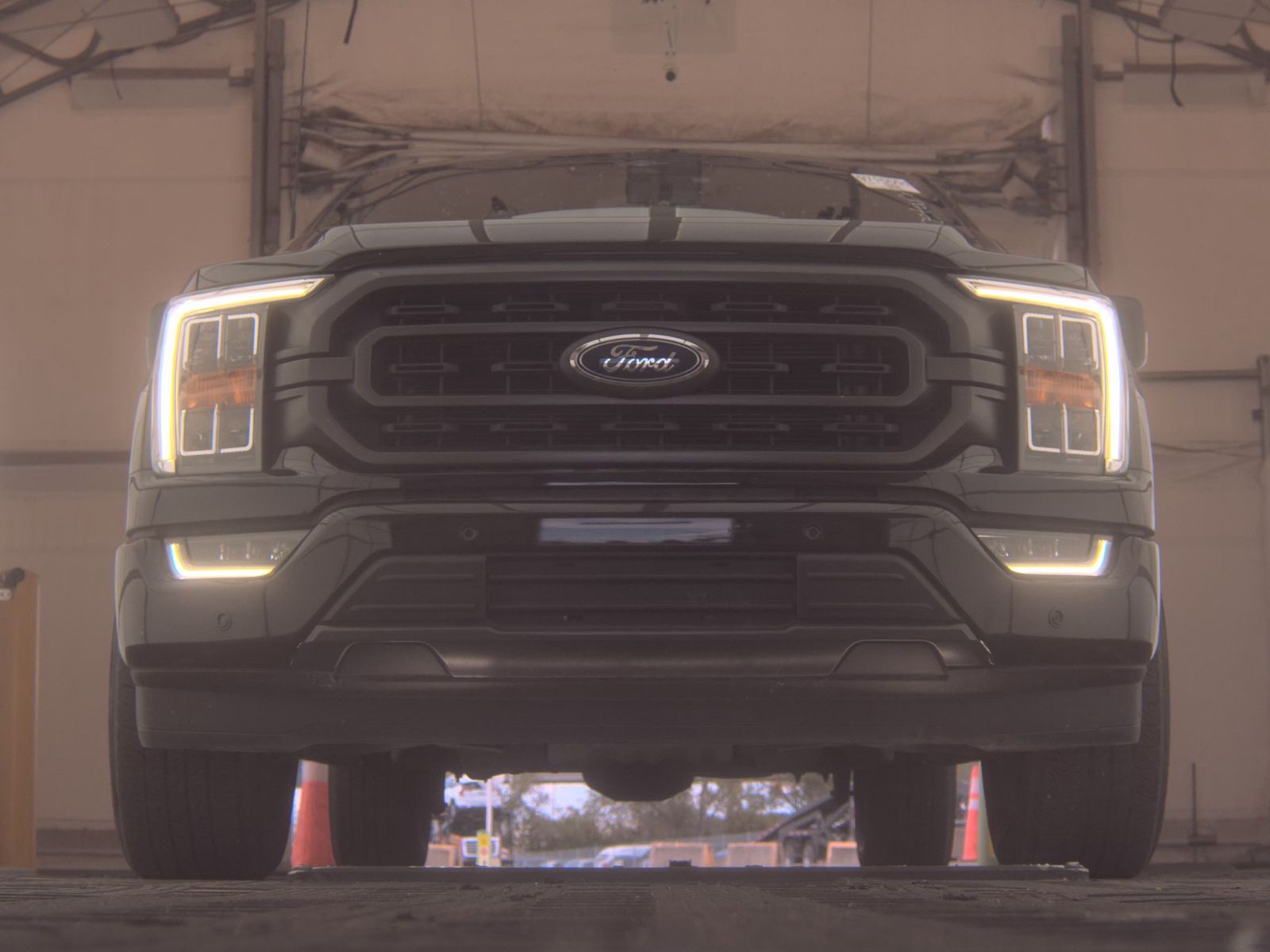 FORD F-150 - 4